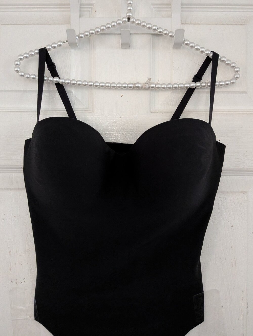 SKIMS BODY Underwire Thong Bodysuit - Picture 7 of 16